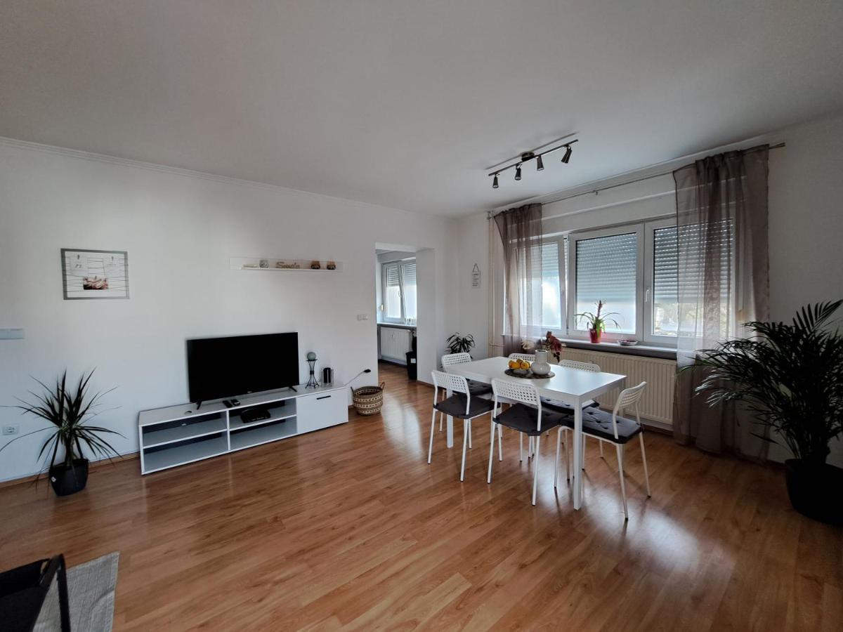 Charming Celje City Center Apartment Exterior photo