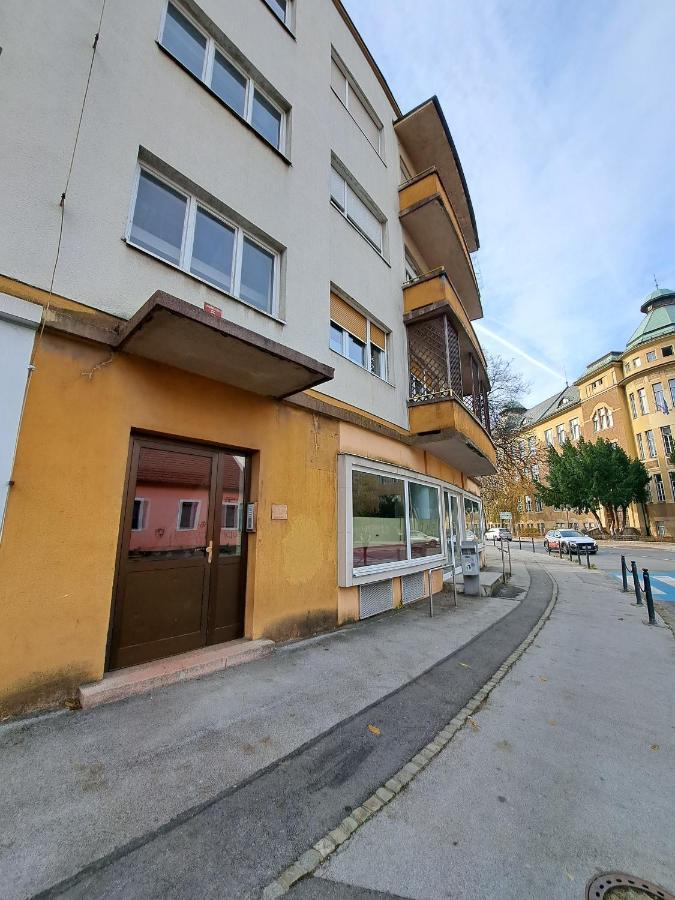 Charming Celje City Center Apartment Exterior photo